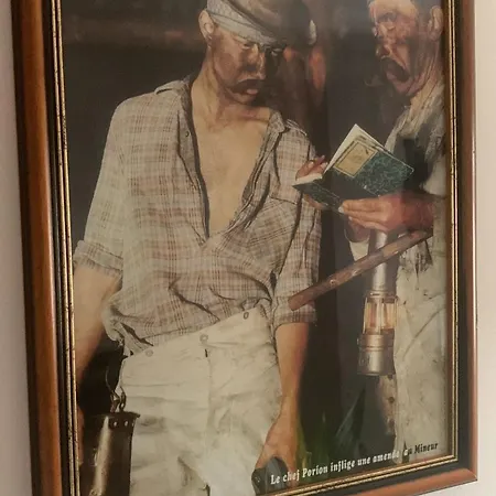 à Comme à La Maison Lens